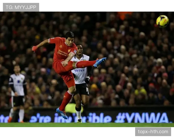 本泽马与苏亚雷斯全能性之争：战术角色与进攻贡献如何体现差异？